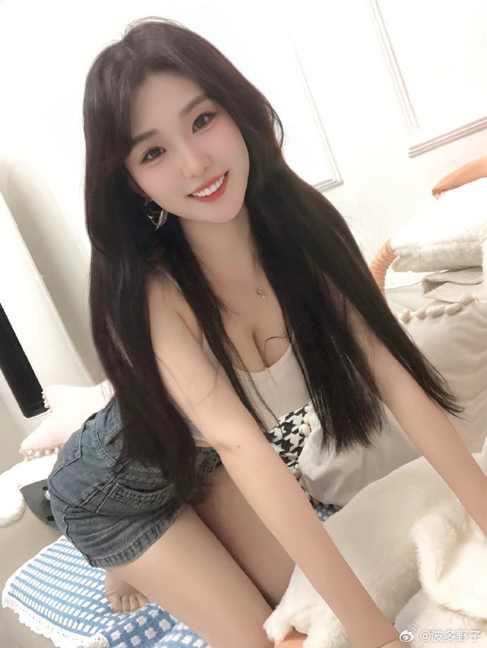 小香蕉电影高清版在线_剧情解析与推荐- 在线播放 封面配图