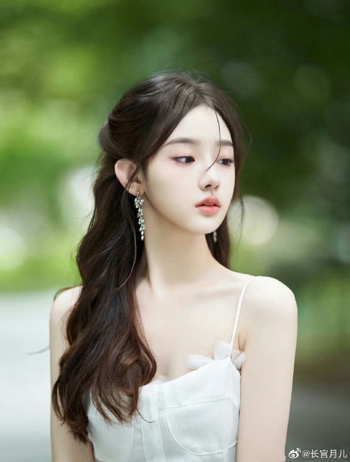 黄晓明和田曦薇旧事重提，娱乐圈的错过远比片酬珍贵！